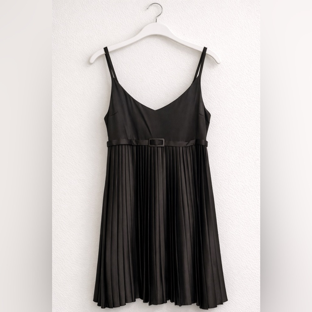 Susana Monaco NWT 100% Silk Chocolate Brown Pleated Spaghetti Strap Dress Size 8